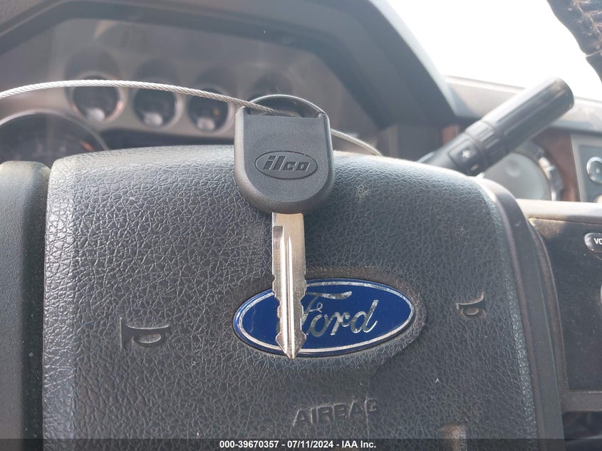2011 Ford F-250 Lariat VIN: 1FT7W2B66BEC80412 Lot: 39670357