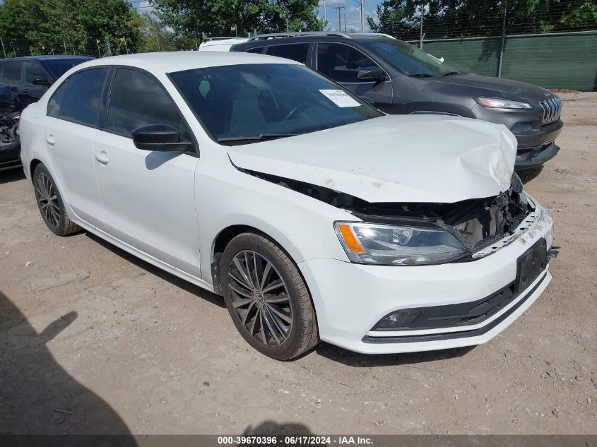 3VWD17AJ4GM355742 2016 VOLKSWAGEN JETTA - Image 1