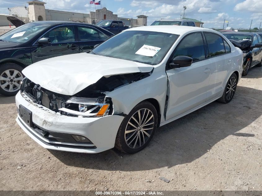 3VWD17AJ4GM355742 2016 VOLKSWAGEN JETTA - Image 2