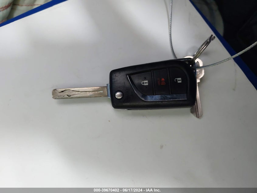 2017 Toyota Corolla Im VIN: JTNKARJE0HJ544374 Lot: 39670402