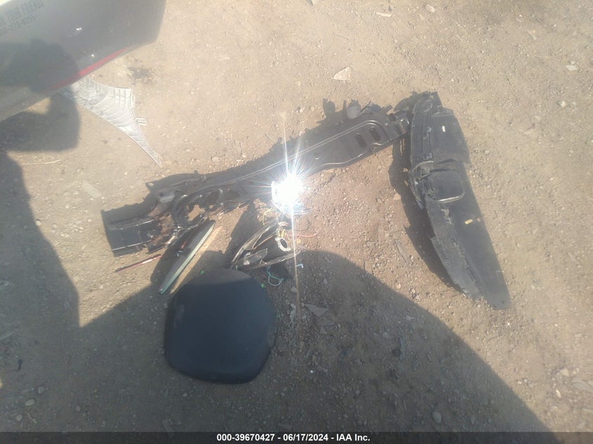 2013 Hyundai Elantra Gls VIN: 5NPDH4AE4DH365138 Lot: 39670427