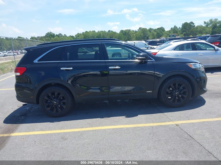 2019 Kia Sorento 3.3L S VIN: 5XYPGDA56KG586454 Lot: 39670436