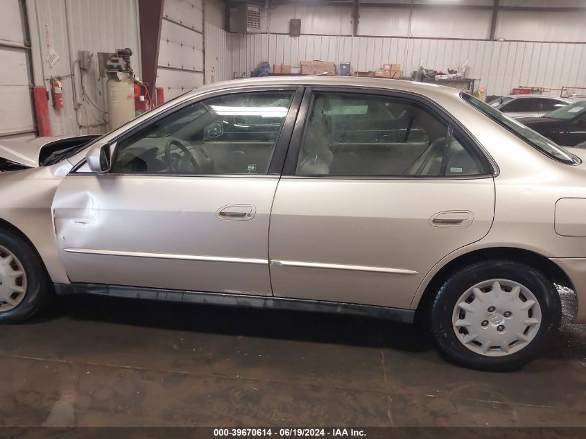 2001 Honda Accord 2.3 Lx VIN: JHMCG564X1C016849 Lot: 39670614