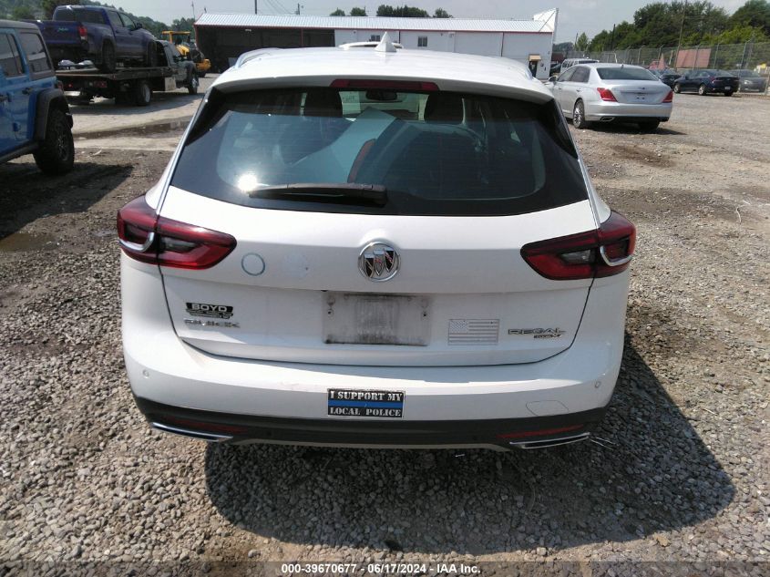 2018 Buick Regal Tourx Essence VIN: W04GV8SX4J1102609 Lot: 39670677