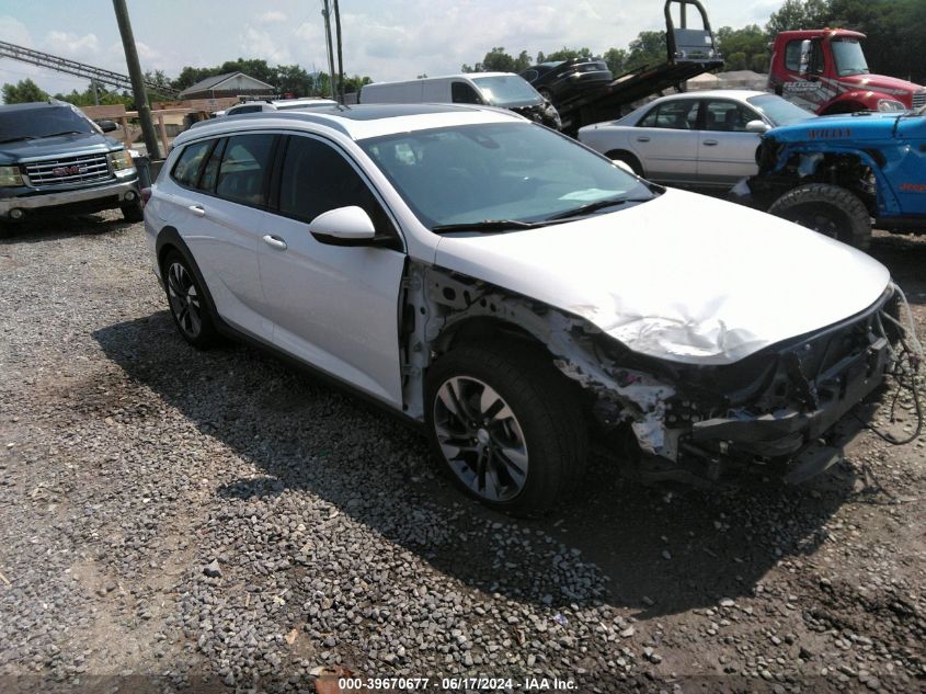 2018 Buick Regal Tourx Essence VIN: W04GV8SX4J1102609 Lot: 39670677