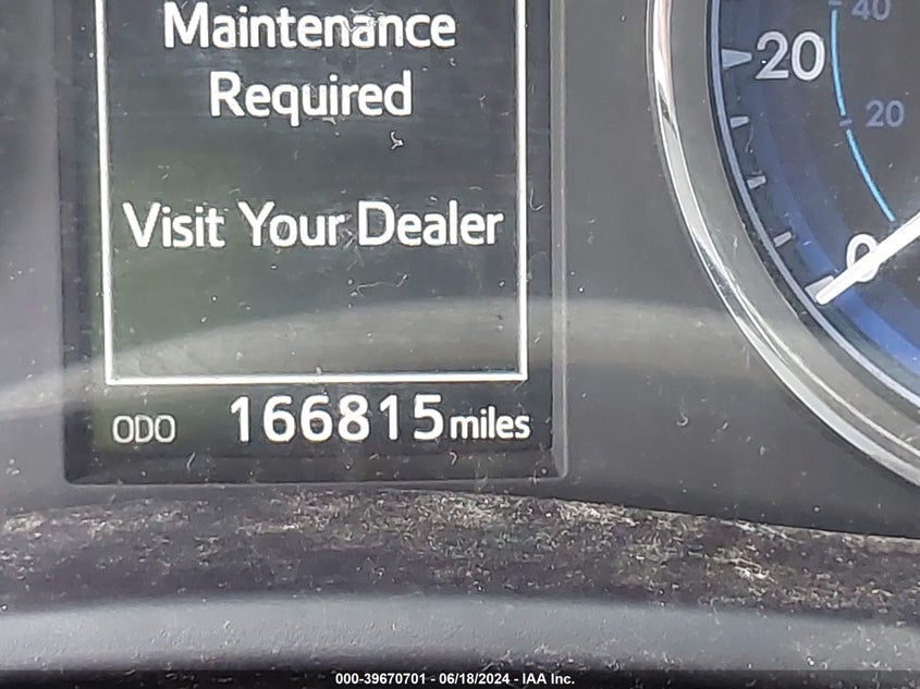 2018 TOYOTA COROLLA SE - 5YFBURHE9JP846006