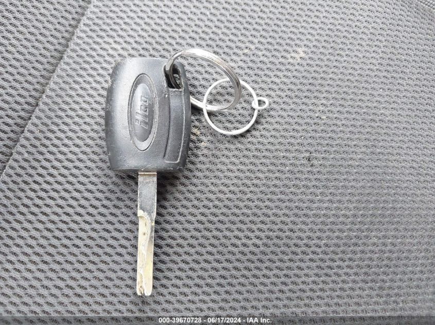 2013 Ford Focus Se VIN: 1FADP3F27DL266293 Lot: 39670728