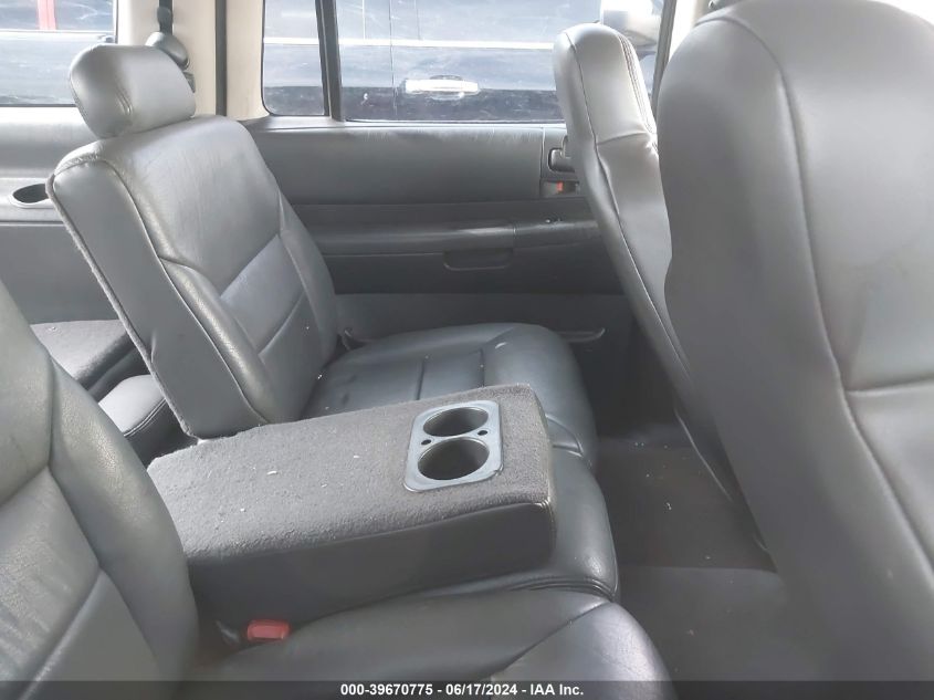 2003 Dodge Durango Sport/Sxt VIN: 1D4HR38N03F596046 Lot: 39670775