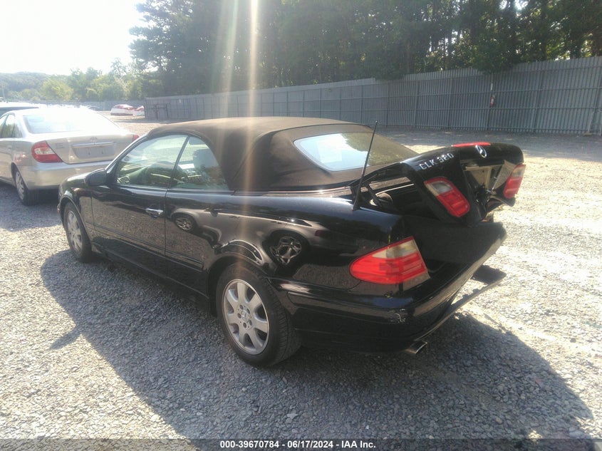 2003 Mercedes-Benz Clk 320 VIN: WDBLK65G83T142839 Lot: 39670784