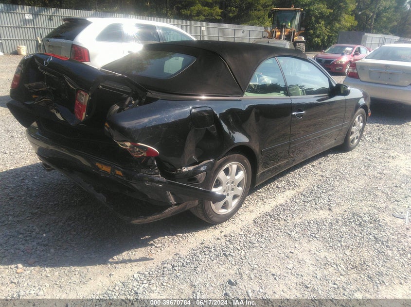 2003 Mercedes-Benz Clk 320 VIN: WDBLK65G83T142839 Lot: 39670784