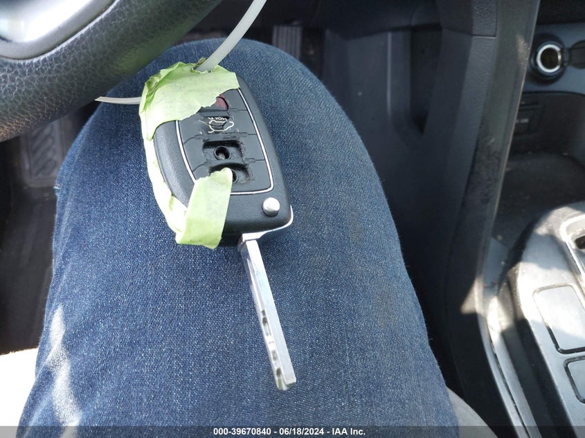 2016 Hyundai Santa Fe Sport 2.4L VIN: 5XYZTDLBXGG323446 Lot: 39670840