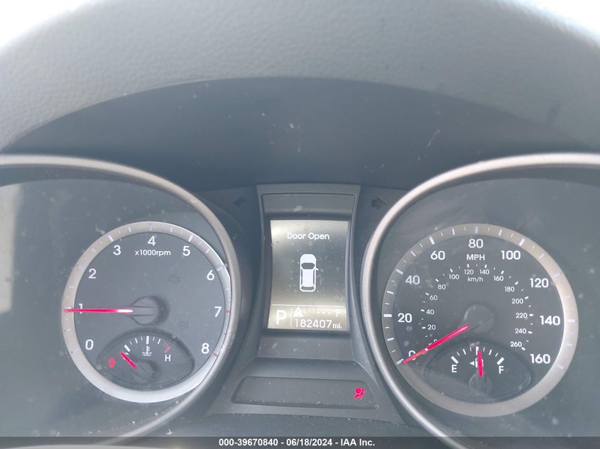 2016 Hyundai Santa Fe Sport 2.4L VIN: 5XYZTDLBXGG323446 Lot: 39670840