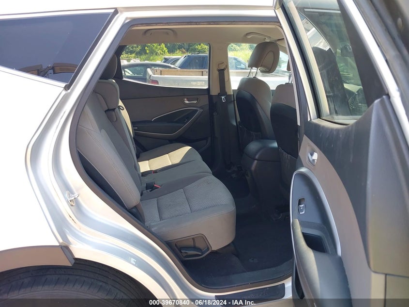 2016 Hyundai Santa Fe Sport 2.4L VIN: 5XYZTDLBXGG323446 Lot: 39670840