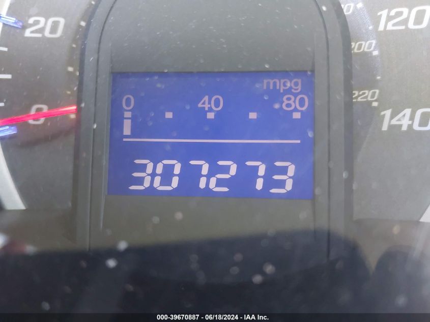 2010 Honda Fit VIN: JHMGE8H24AS026982 Lot: 39670887