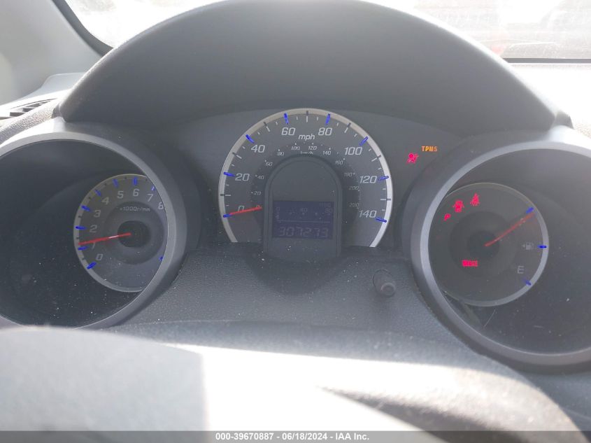 2010 Honda Fit VIN: JHMGE8H24AS026982 Lot: 39670887