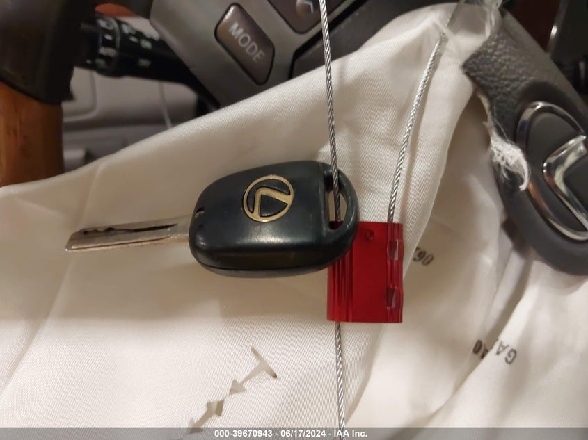 2006 Lexus Es 330 VIN: JTHBA30G665160365 Lot: 39670943