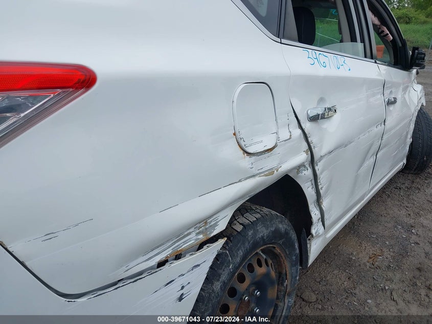 2015 Nissan Sentra Fe+ S/S/Sl/Sr/Sv VIN: 3N1AB7AP7FY252848 Lot: 39671043