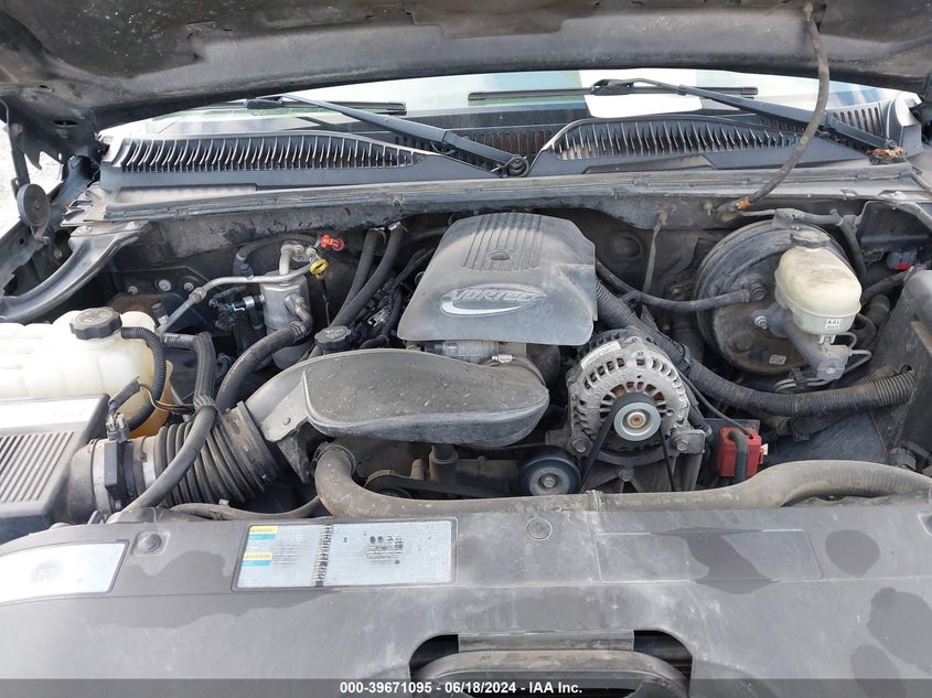 2005 Chevrolet Silverado 1500 Ls VIN: 2GCEC13T151223815 Lot: 39671095