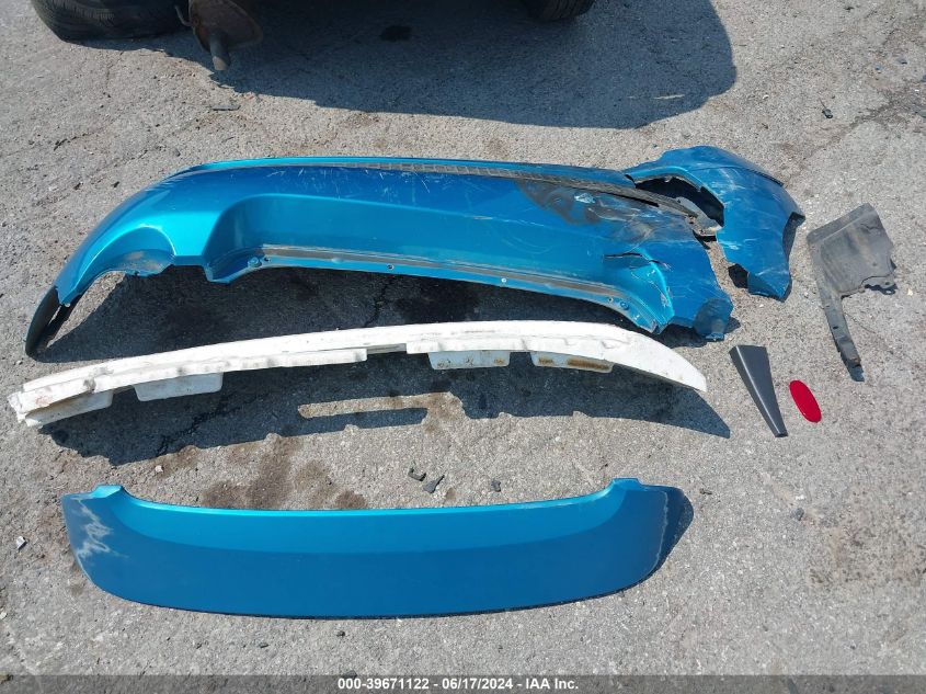 2009 Pontiac G3 VIN: KL2TD66E39B664370 Lot: 39671122