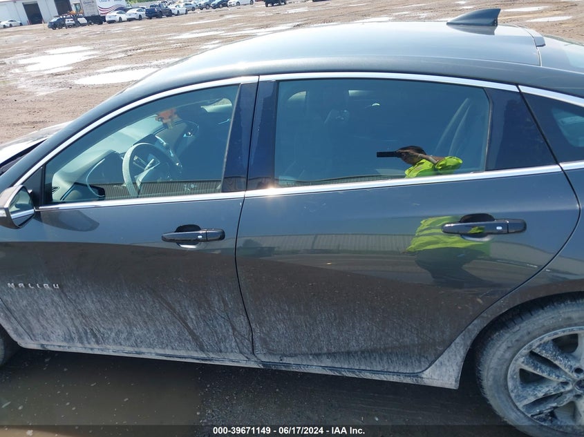 2017 Chevrolet Malibu 1Lt VIN: 1G1ZE5ST4HF166259 Lot: 39671149
