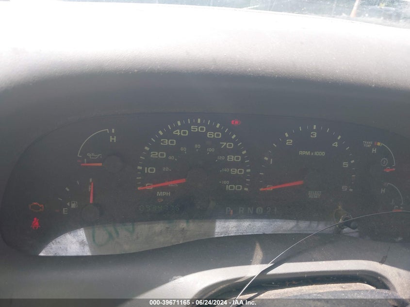 2003 Ford F-250 Lariat/Xl/Xlt VIN: 1FTNX21LX3ED55318 Lot: 39671165