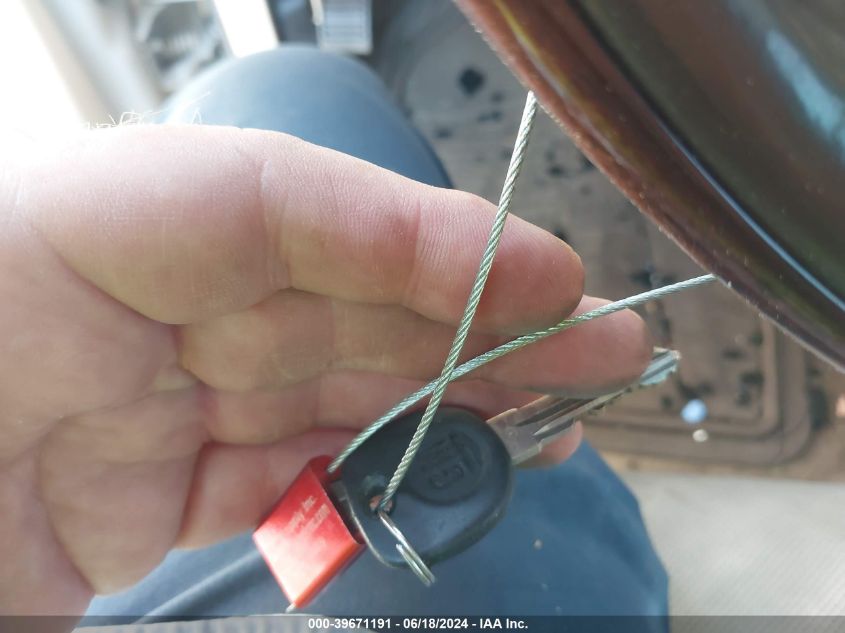 2007 Cadillac Escalade Standard VIN: 1GYFK63857R237575 Lot: 39671191