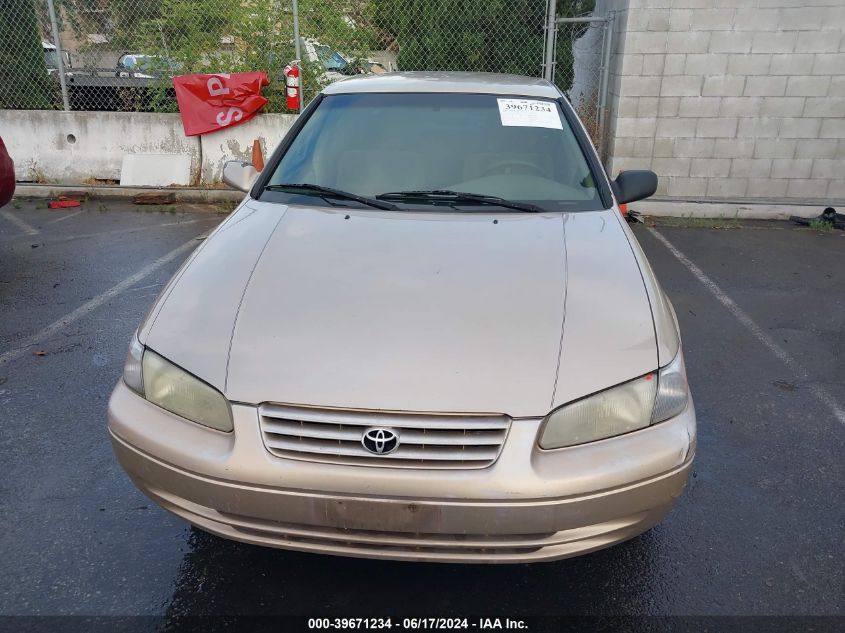 1999 Toyota Camry Le V6 VIN: JT2BF22K5X0199518 Lot: 39671234