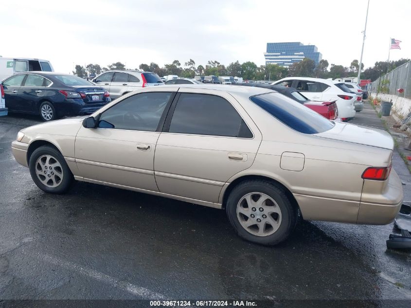 1999 Toyota Camry Le V6 VIN: JT2BF22K5X0199518 Lot: 39671234