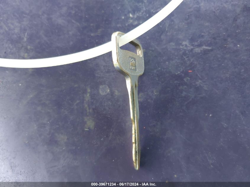 1999 Toyota Camry Le V6 VIN: JT2BF22K5X0199518 Lot: 39671234