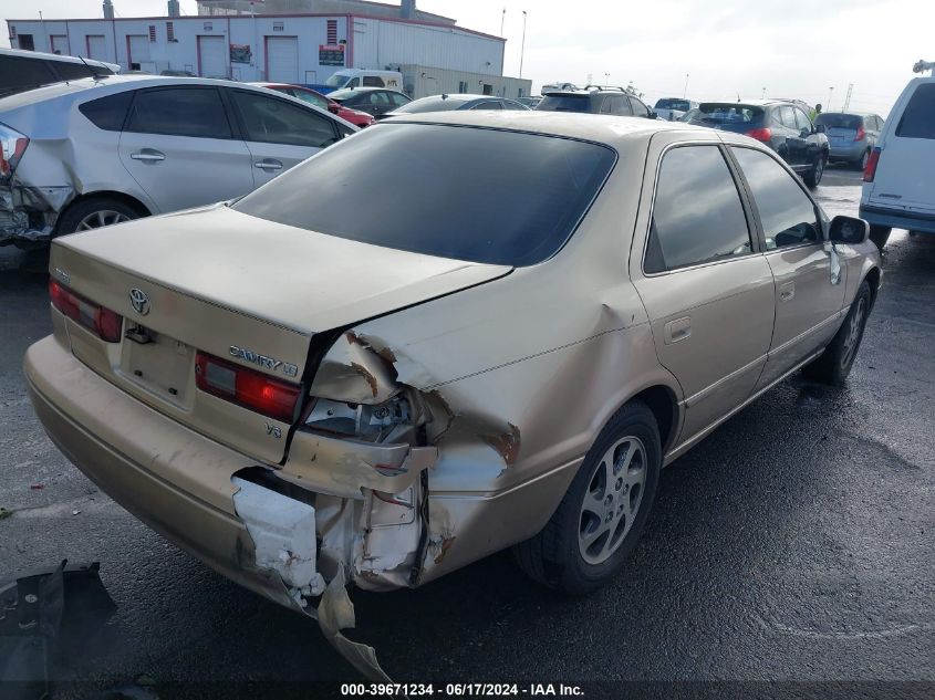 1999 Toyota Camry Le V6 VIN: JT2BF22K5X0199518 Lot: 39671234
