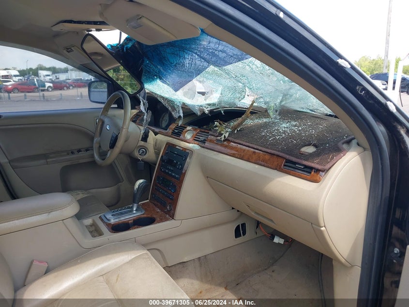 2007 Ford Five Hundred Limited VIN: 1FAHP25187G160131 Lot: 39671305