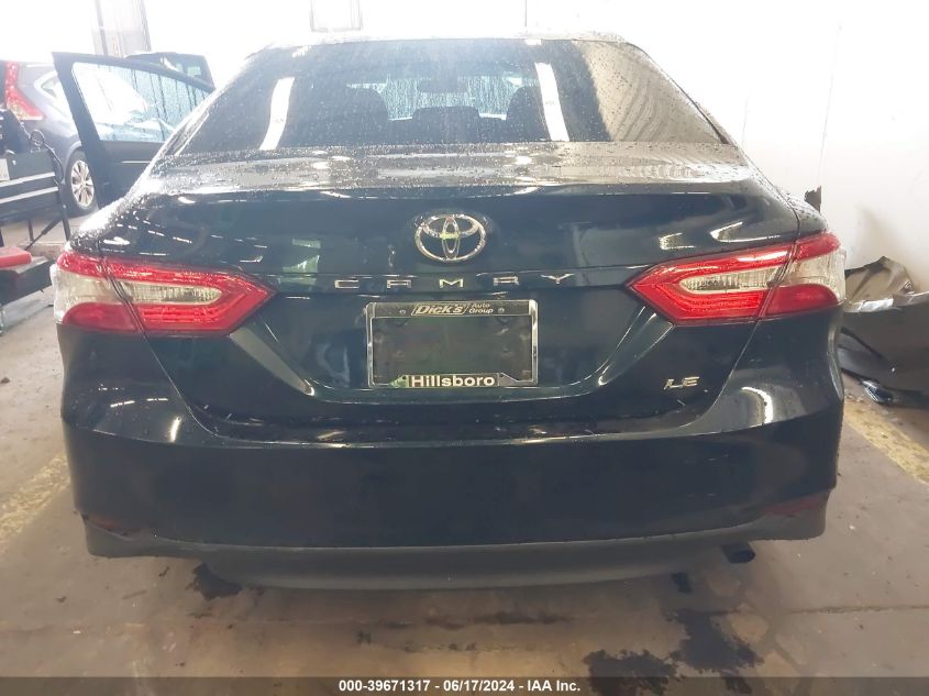 2018 Toyota Camry Le VIN: 4T1B11HK0JU544053 Lot: 39671317