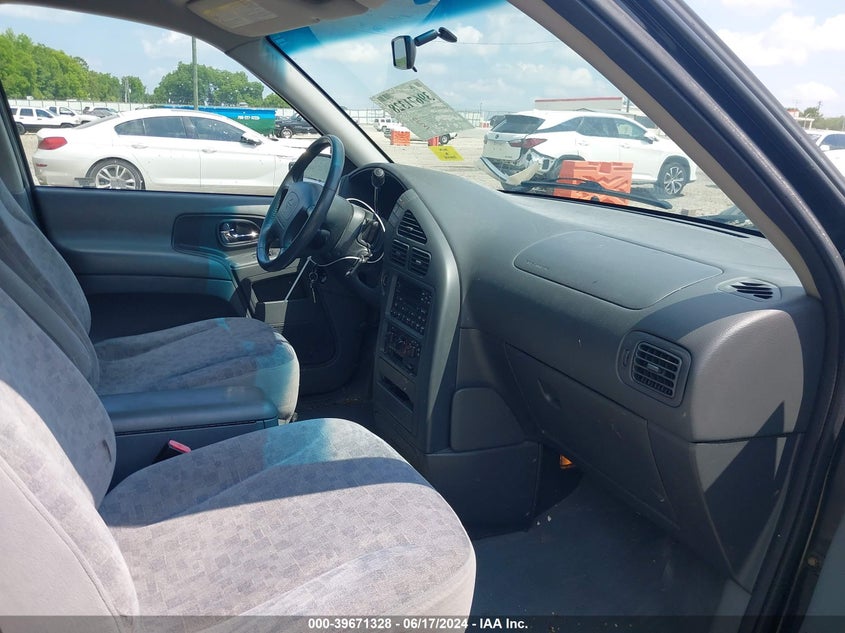 2001 Nissan Quest Gxe VIN: 4N2ZN15T71D815045 Lot: 39671328