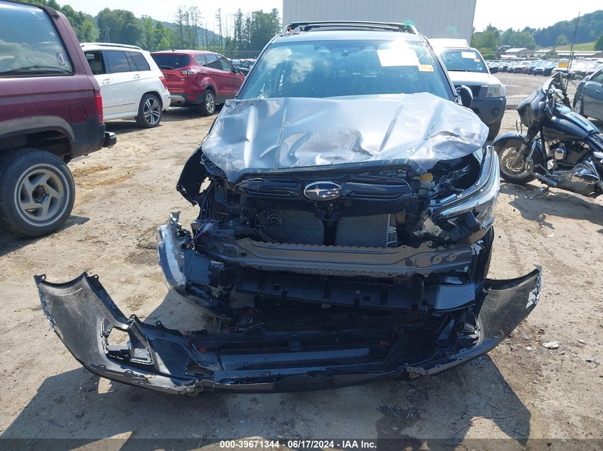 2024 Subaru Forester Sport VIN: JF2SKAGC7RH438555 Lot: 39671344