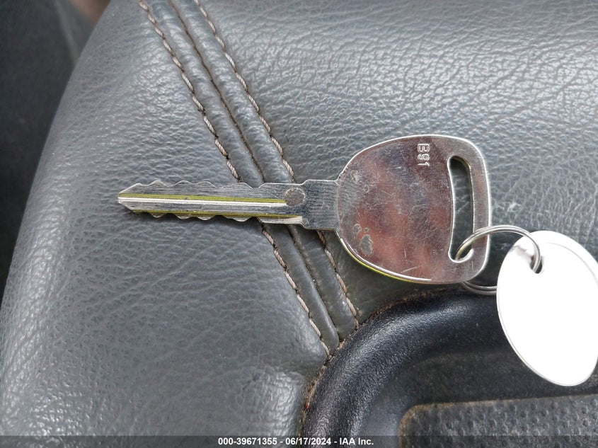 2003 Chevrolet Silverado 1500 Ls VIN: 1GCEC19V53Z223460 Lot: 39671355