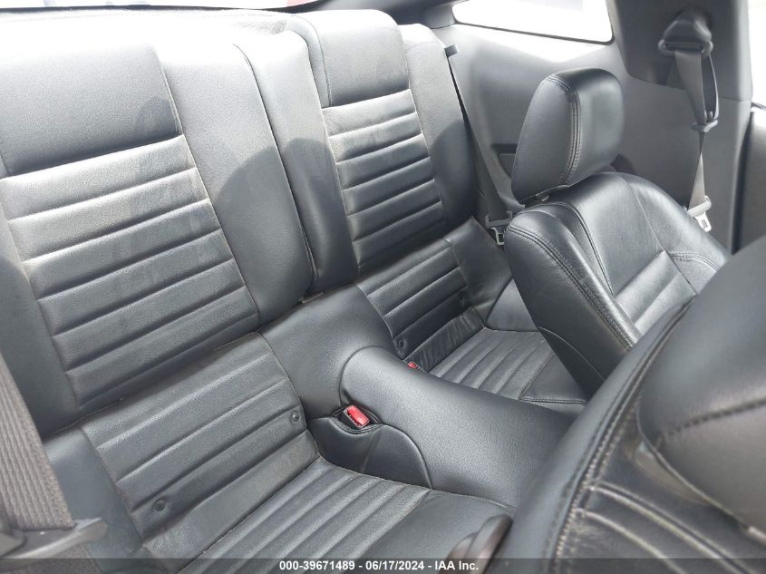 2010 Ford Mustang V6/V6 Premium VIN: 1ZVBP8AN7A5138066 Lot: 39671489