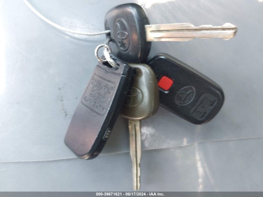 2005 Toyota Corolla S VIN: 2T1BR32E85C416416 Lot: 39671621