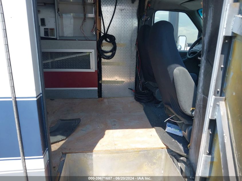 1992 Ford Econoline E350 Cutaway Van VIN: 1FDKE30M2NHB47956 Lot: 39671687