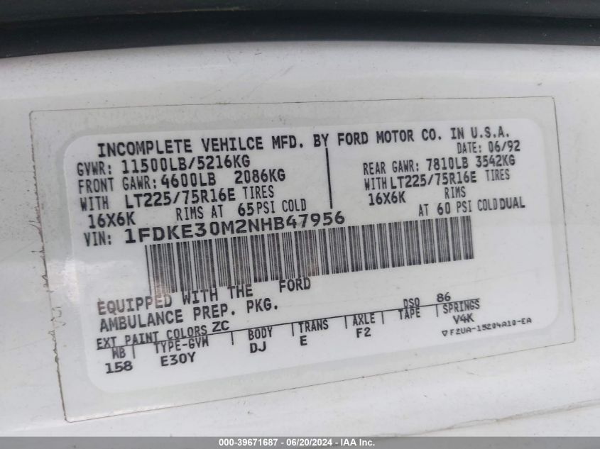 1992 Ford Econoline E350 Cutaway Van VIN: 1FDKE30M2NHB47956 Lot: 39671687