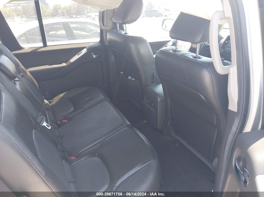 2012 Nissan Pathfinder Silver VIN: 5N1AR1NN2CC627169 Lot: 39671706