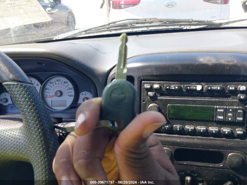 2006 Ford Escape Xls VIN: 1FMYU02Z86KA01070 Lot: 39671757