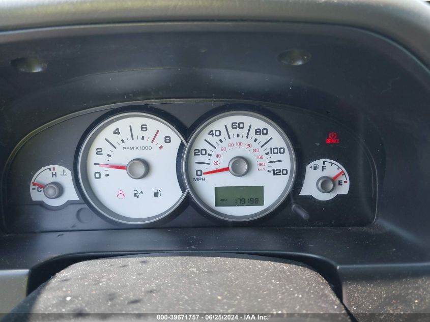 2006 Ford Escape Xls VIN: 1FMYU02Z86KA01070 Lot: 39671757