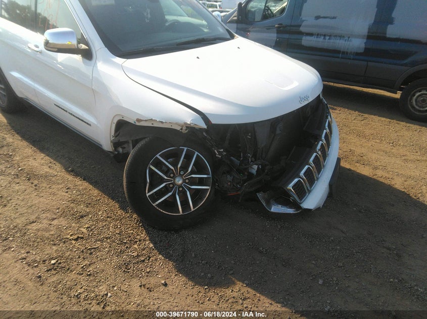 2018 Jeep Grand Cherokee Limited 4X4 VIN: 1C4RJFBG0JC509250 Lot: 39671790