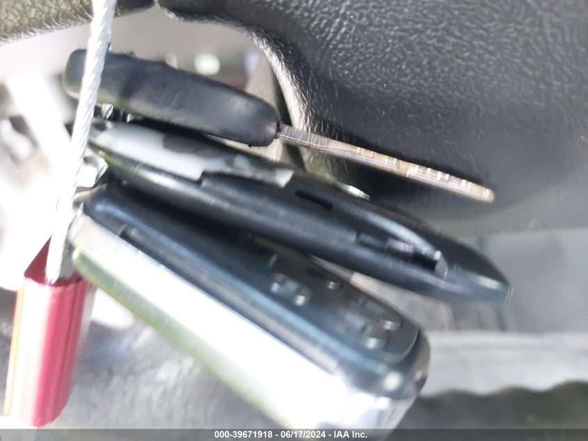 2006 Chevrolet Silverado 1500 Work Truck VIN: 2GCEC19T561116355 Lot: 39671918