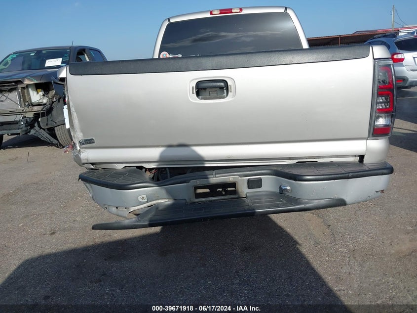 2006 Chevrolet Silverado 1500 Work Truck VIN: 2GCEC19T561116355 Lot: 39671918