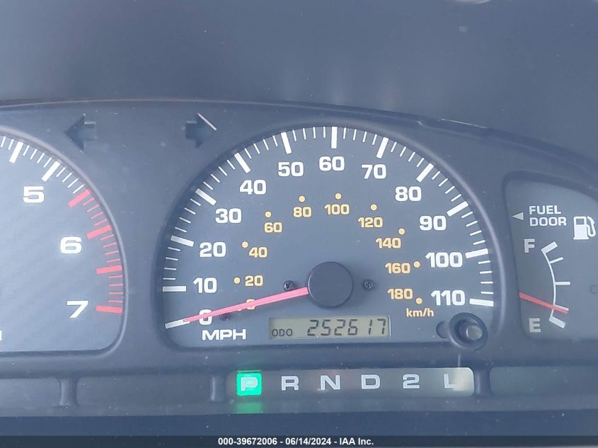 2000 Toyota 4Runner Sr5 V6 VIN: JT3GN86R7Y0144956 Lot: 39672006