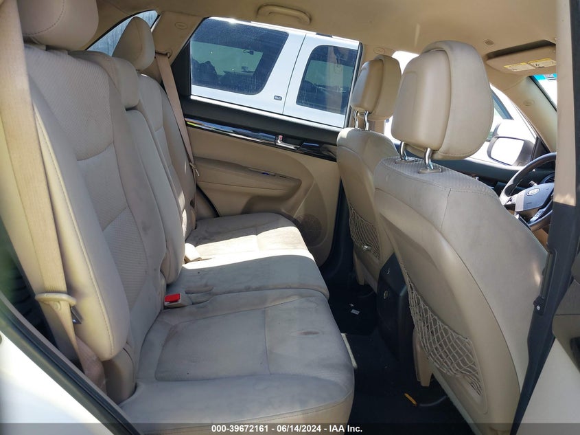 2011 Kia Sorento Lx VIN: 5XYKT3A15BG010030 Lot: 39672161