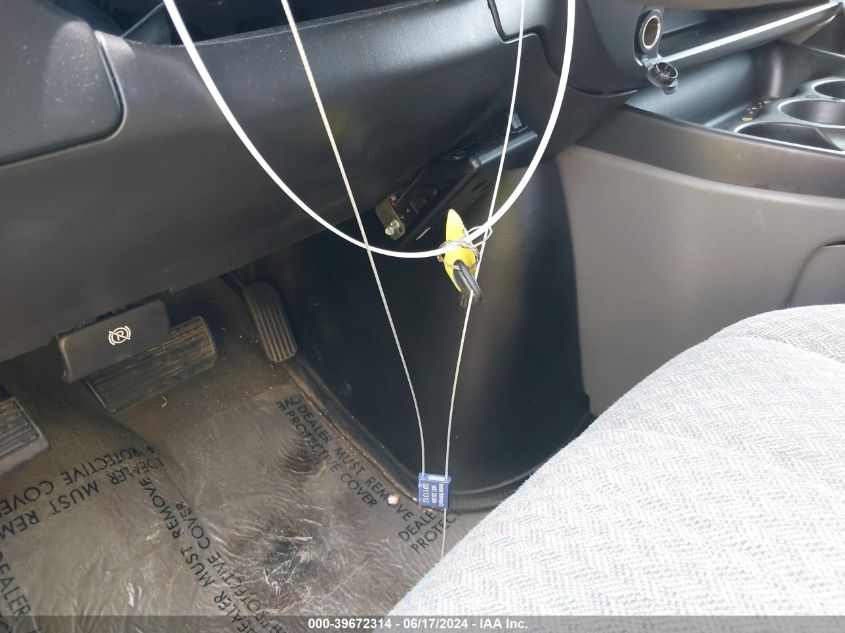 2004 GMC Savana Standard VIN: 1GJGG25U441109524 Lot: 39672314