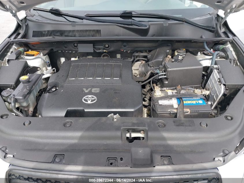 2008 Toyota Rav4 Base V6 VIN: JTMBK33V586030924 Lot: 39672344