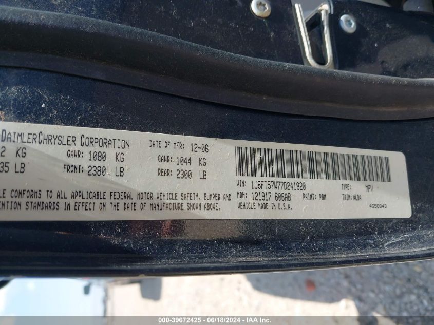 2007 Jeep Compass Limited VIN: 1J8FT57W77D241820 Lot: 39672425